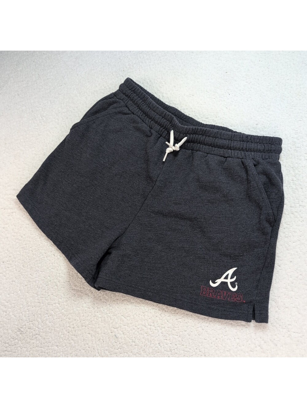 Atlanta Braves Campus Lifestyle Women's Fleece Shorts Large Gray MLB Drawstring
